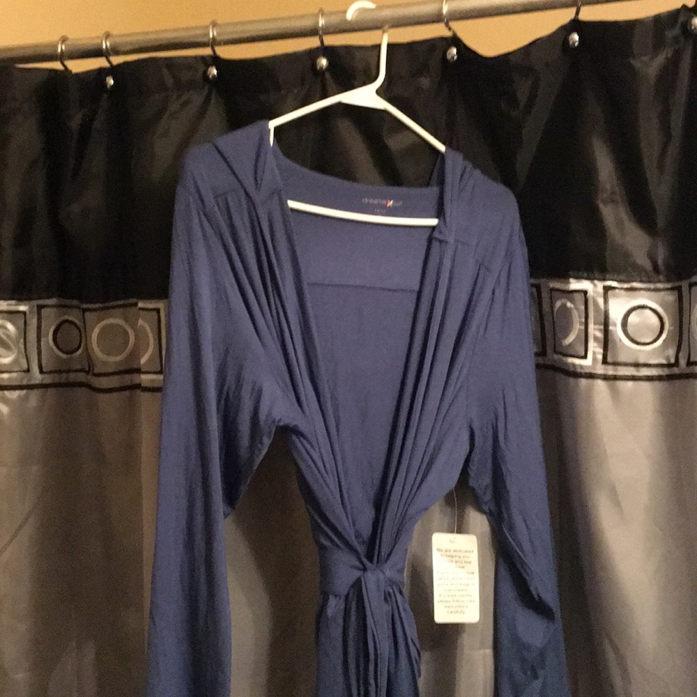 BRAND NWT BATH ROBE 14/16